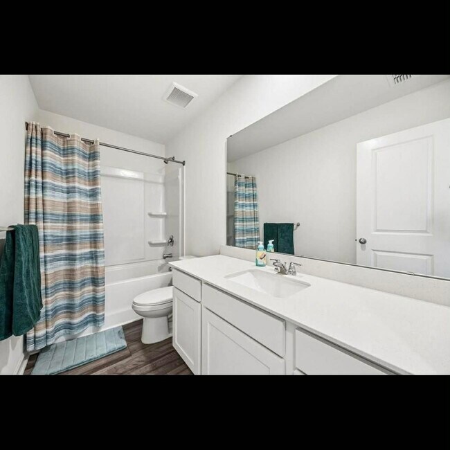 Building Photo - 548 Tillage Ct