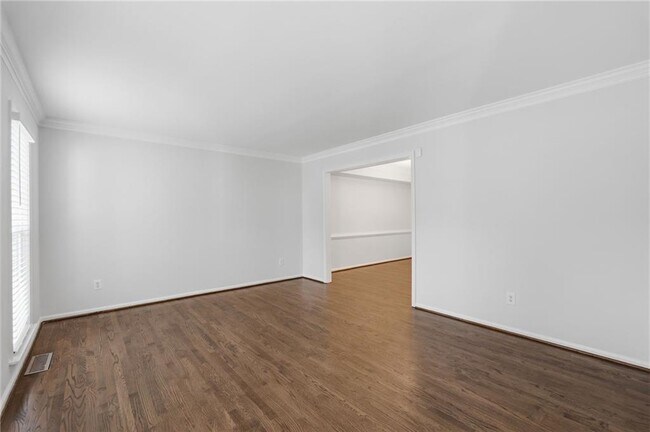 Foto del edificio - 620 Brook Landing Ct