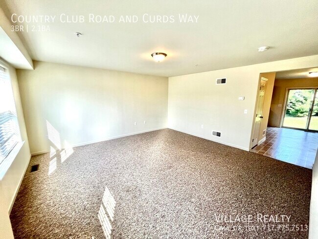 Foto del edificio - 721 Country Club Rd