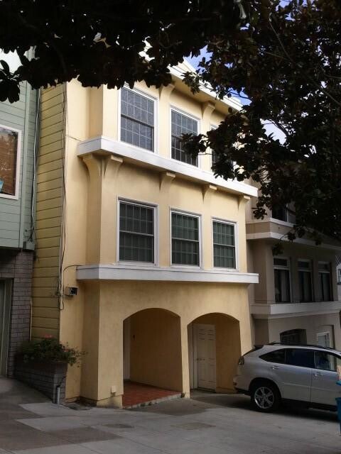 Building Photo - Dolores Street
