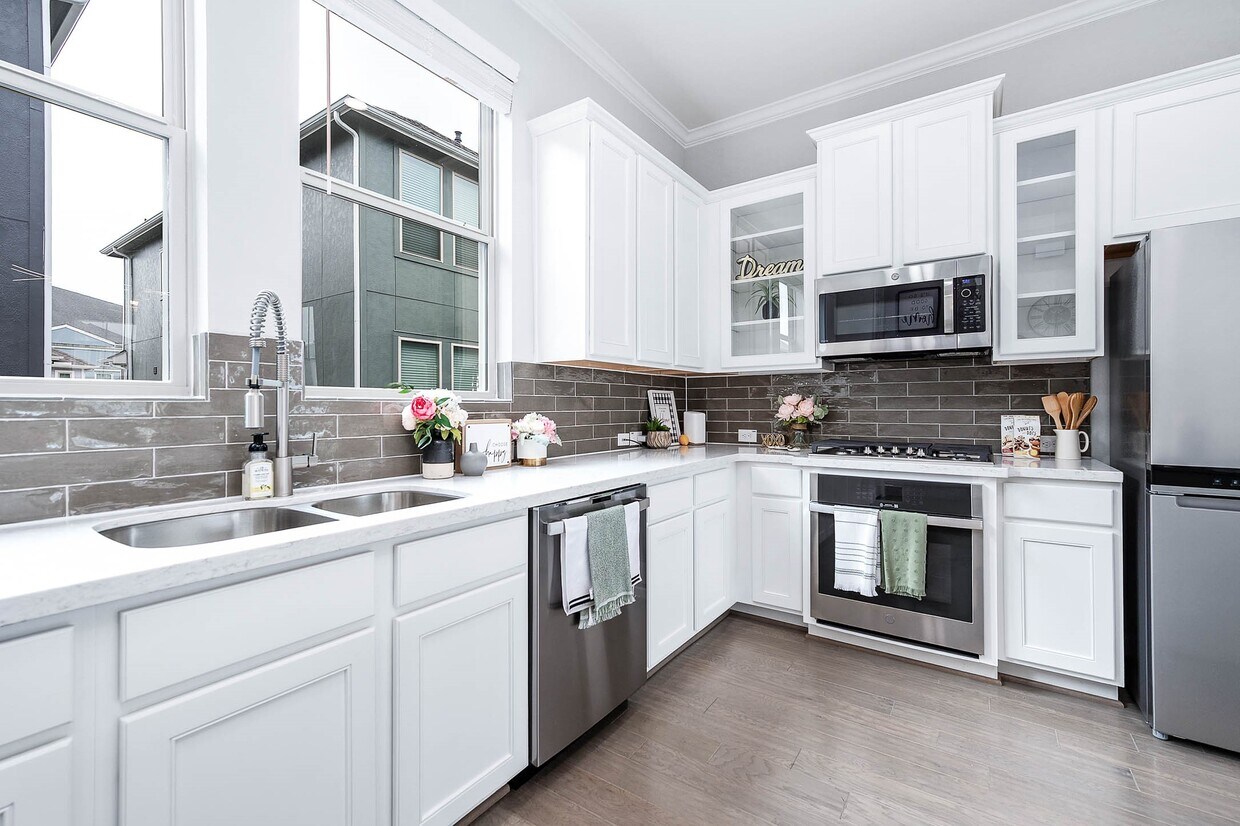 Foto principal - 2022 Groveland Glen Dr