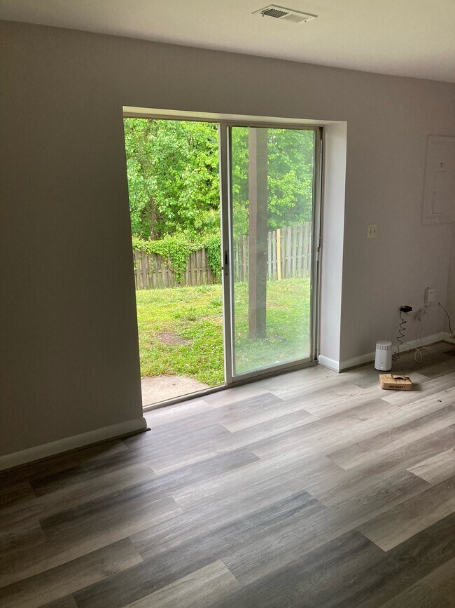 Foto del edificio - 5224 Magnolia Pl