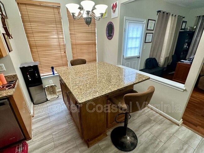 Foto del edificio - 106 Quail Run Ct