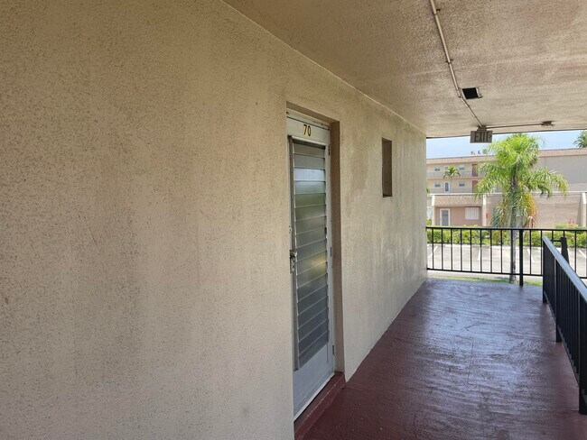 Foto del edificio - 506 Davis Rd