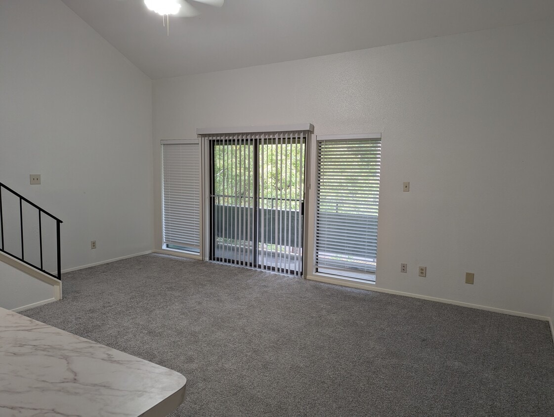 Building Photo - 14777 Wunderlich Dr