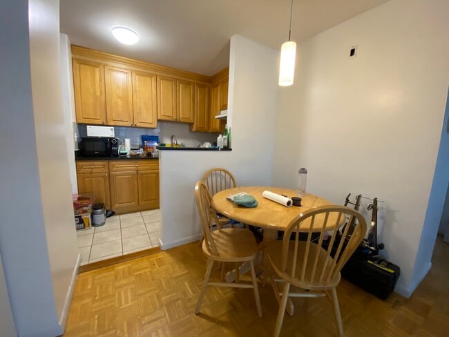 Photo - 2 Larose Pl Apartments