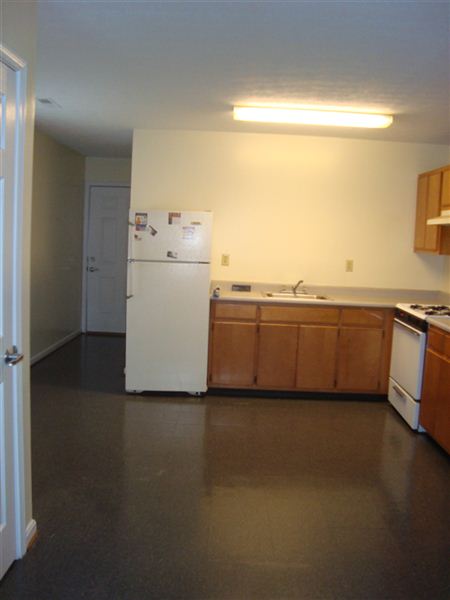 Building Photo - 2525 Saint Xavier St