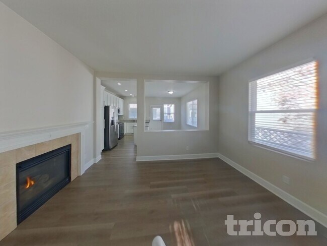 Building Photo - 2290 St Claire Dr