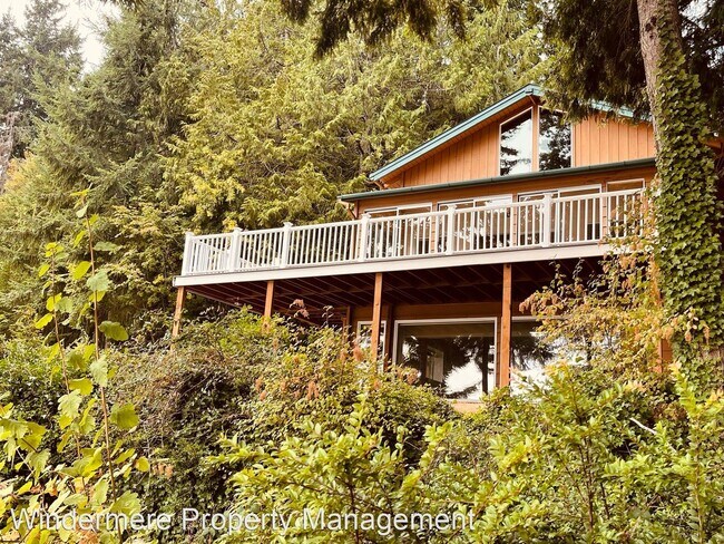 Foto del edificio - 2 br, 1.5 bath House - 6728 Illahee Road NE