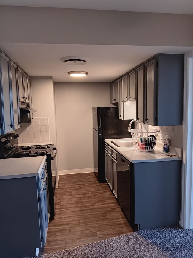 Stratford East Apartments Apartments in Wichita, KS