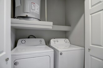 The Brookshire Full Size Washer and Dryer - The Club at Stablechase