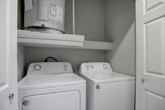 The Brookshire Full Size Washer and Dryer - The Club at Stablechase