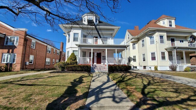 Foto del edificio - 163-165 Norwood Ave