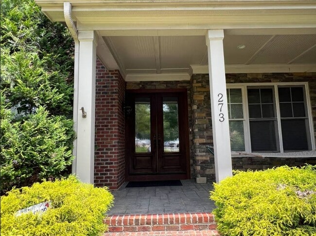 Photo - 273 Brown Bear House