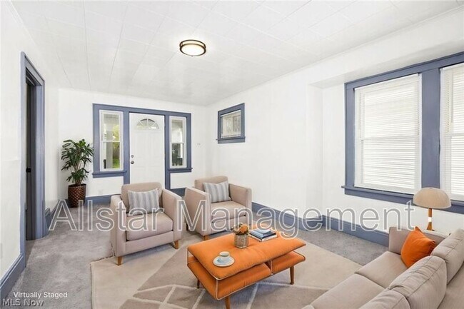 Building Photo - 961 Wyley Ave