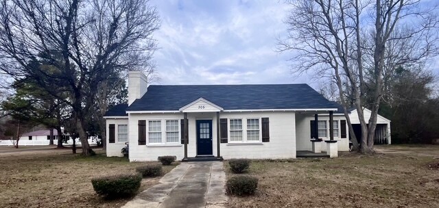 Foto del edificio - 305 Warpath Rd