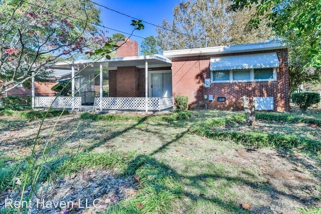 Building Photo - 4121 Chesterfield Dr