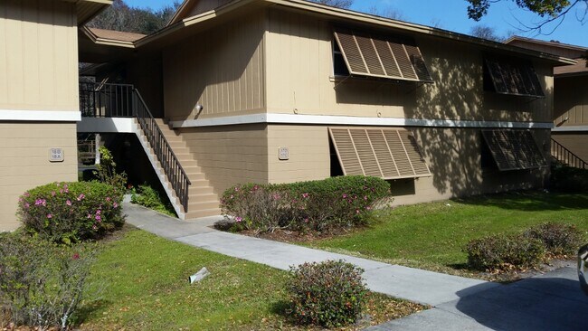 BLDG - 140 Orchid Woods Ct