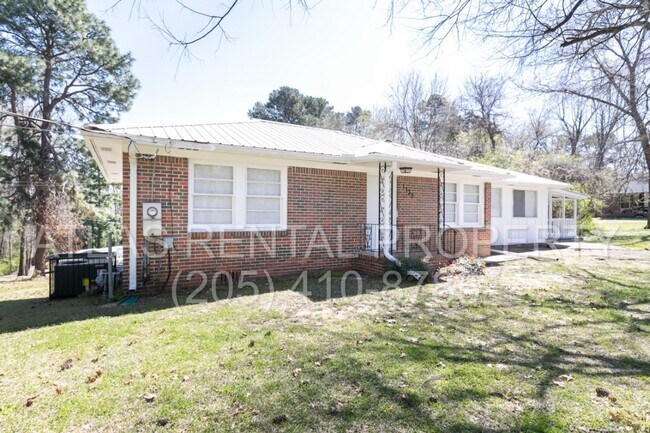 Foto del edificio - Incredible Value in the Desirable Shannon Road Area – Beautifully Renovated 3BR/2BA!