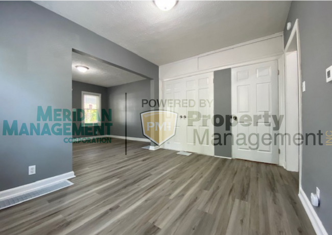 Building Photo - 5305 E Burgess Ave
