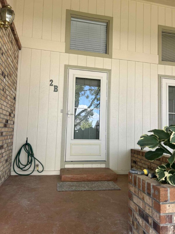 Foto del edificio - 2675 Springside Ct