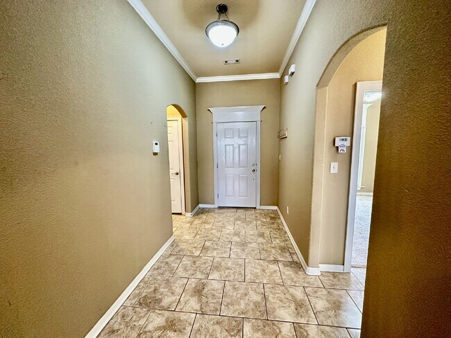 Building Photo - 2591 N Tragalger Dr.