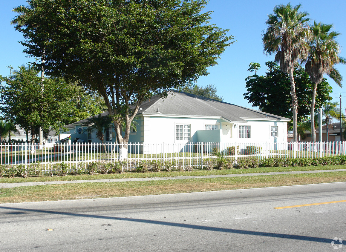 Foto del edificio - Palm Villas