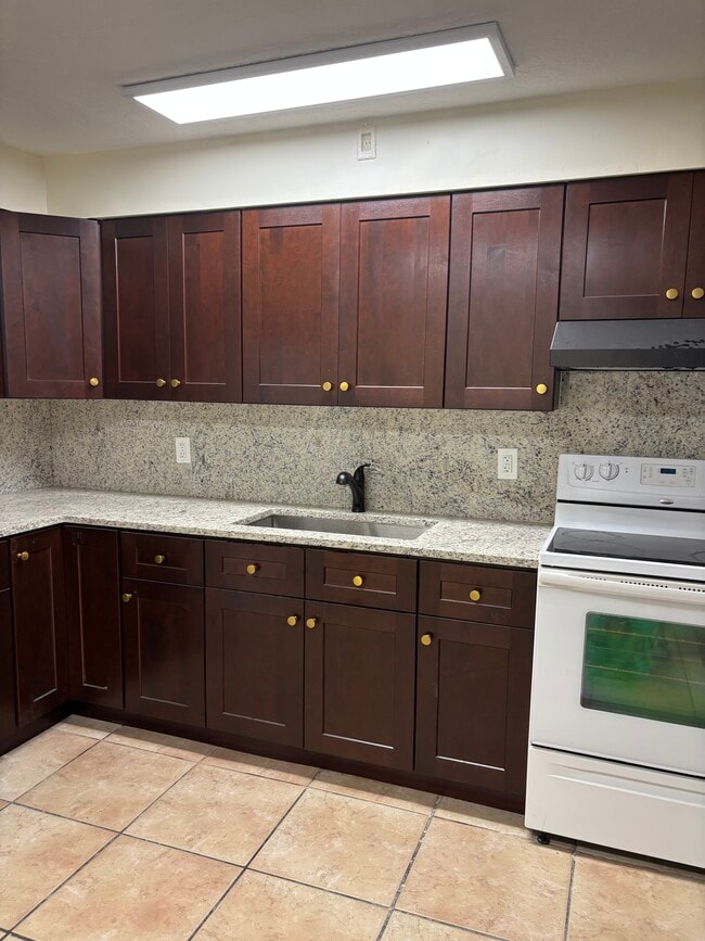 Foto del edificio - 4683 Weymouth St