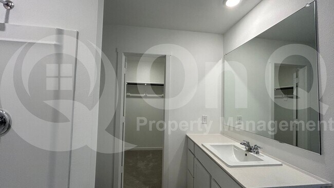 Building Photo - 3116 Tokara St