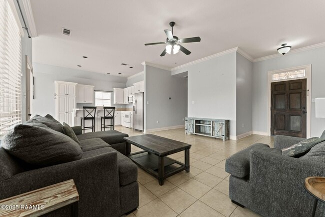 Foto del edificio - 2934 Nicholson Lake Dr