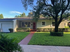 Building Photo - 437 Velarde Ave