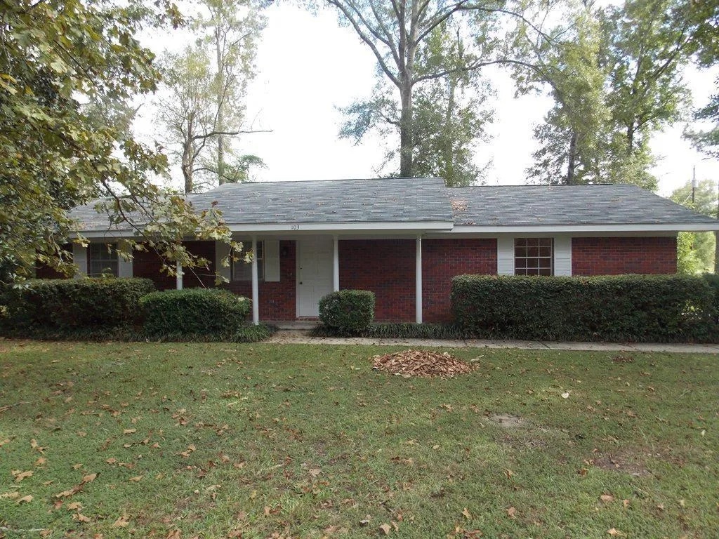 103 Rawls Springs Loop Rd, Hattiesburg, MS 39402 - House Rental in ...