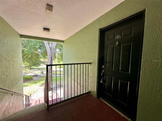 Building Photo - 2053 Dixie Belle Dr