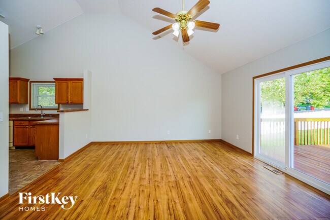 Building Photo - 1301 Harold Stewart Pkwy