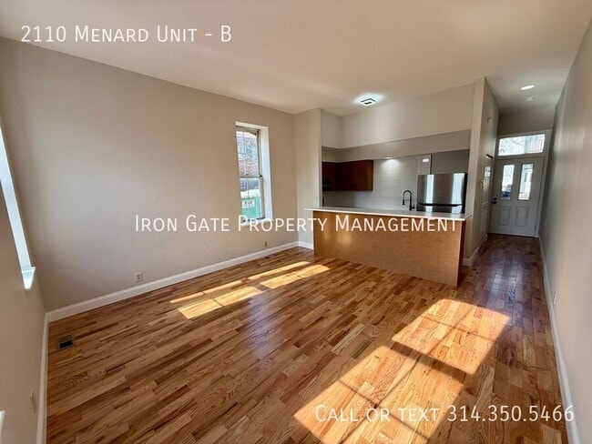 Building Photo - 2110 Menard St
