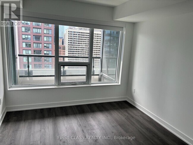 Photo du bâtiment - 609 Sherbourne St