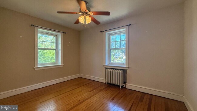 Foto del edificio - 316 Gerard Ave