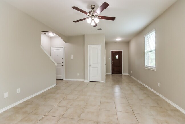 Foto del edificio - 9026 Sweet Blue Jasmine Ln