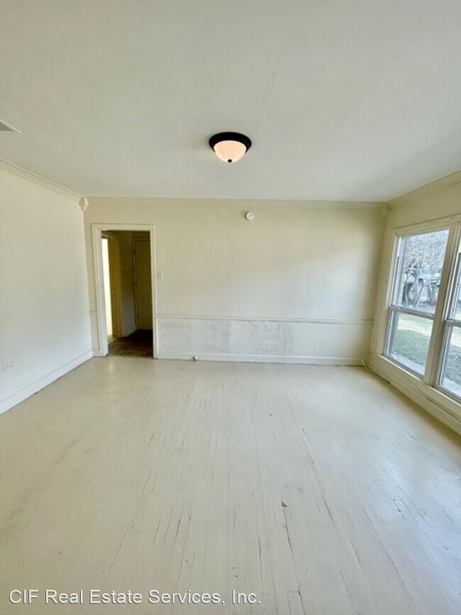 Building Photo - 3 br, 2 bath House - 3100 Pine Ave.