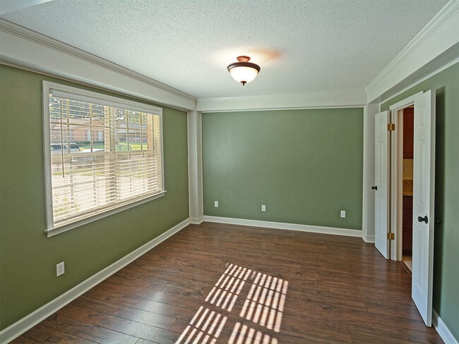 Building Photo - 3 bed, 1.5 bath in Bartlett