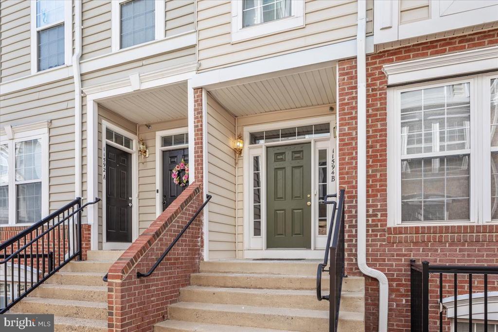 11594 Cavalier Landing Ct, Fairfax, VA 22030 Townhome Rentals in