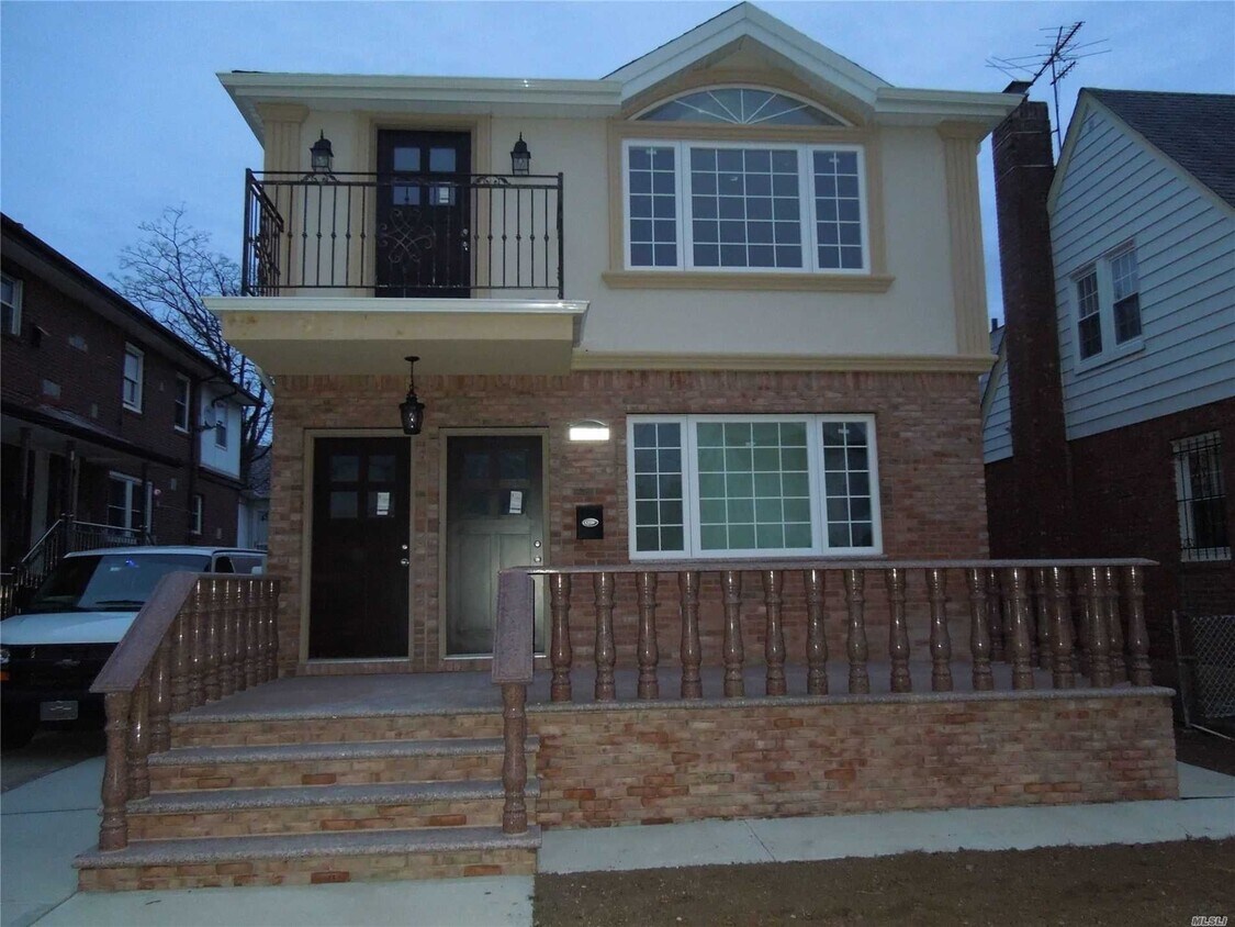 Primary Photo - 135-45 227th St