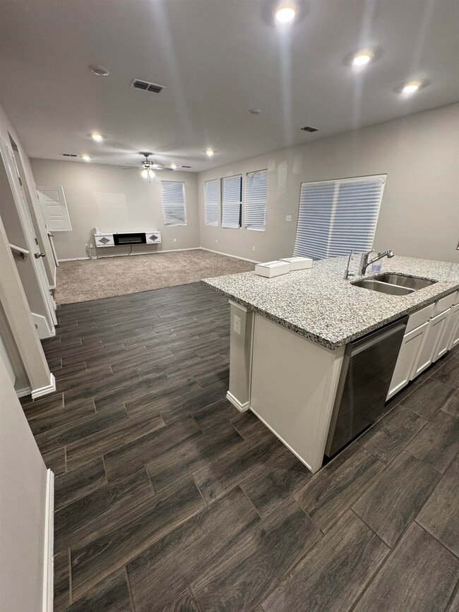 Building Photo - 11405 Quintana Drive