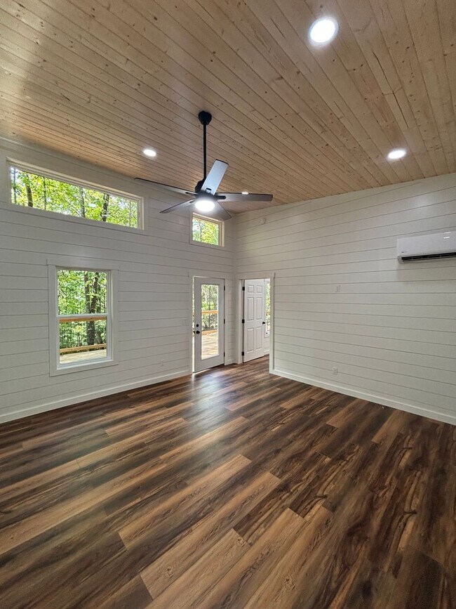 Foto del edificio - Charming New Tiny Home with Big Perks - Al...