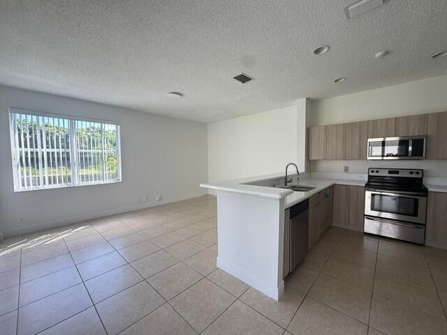 Photo - 686 Lone Pine Ln (Weston, FL) House