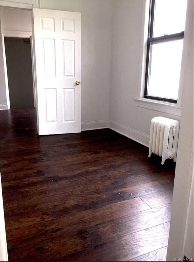 Foto del edificio - 1339 E 91st St