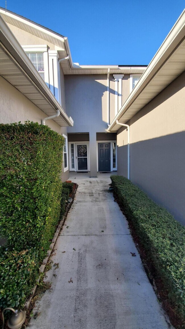 Foto del edificio - 537 Scrub Jay Dr