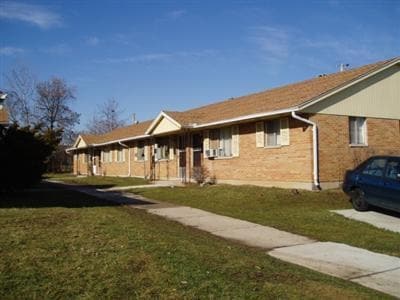 Building Photo - 4921-4927 Leeper St