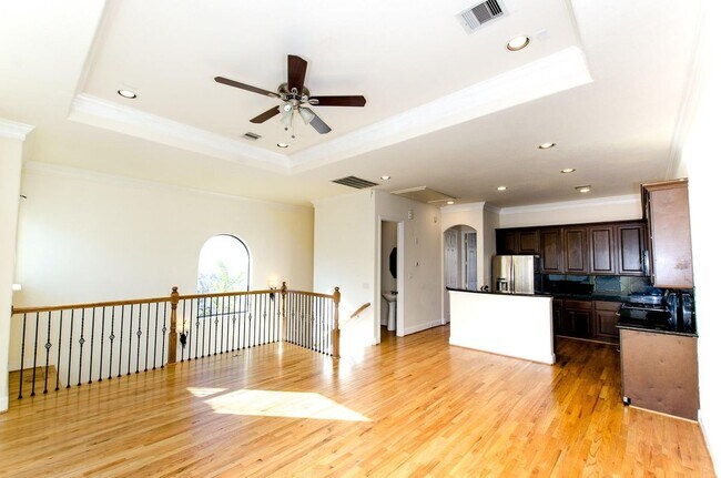 Foto del edificio - 308 Grove St