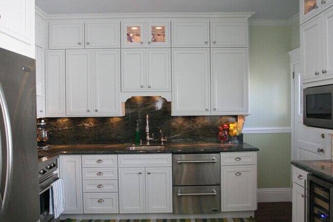 Professional Chef's Kitchen - 1815 Mason St